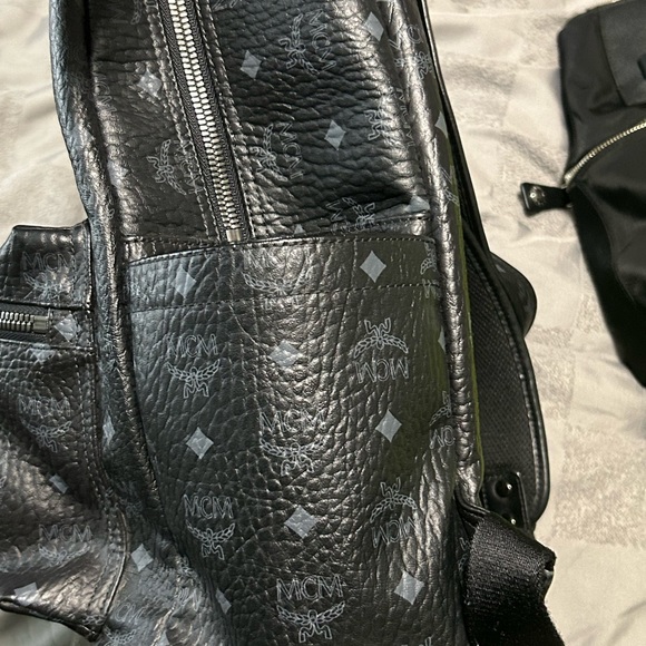 ❌SOLD❌MCM Large Backpack - Picture 2 of 10